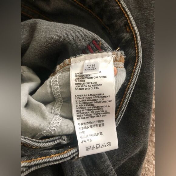 BDG Girl Friend High Rise Skinny Jean in Washed Black - Size 24 - Picture 8 of 9